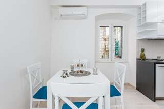 Апартаменты Apartment Old Town Summer Котор Апартаменты с 2 спальнями-13